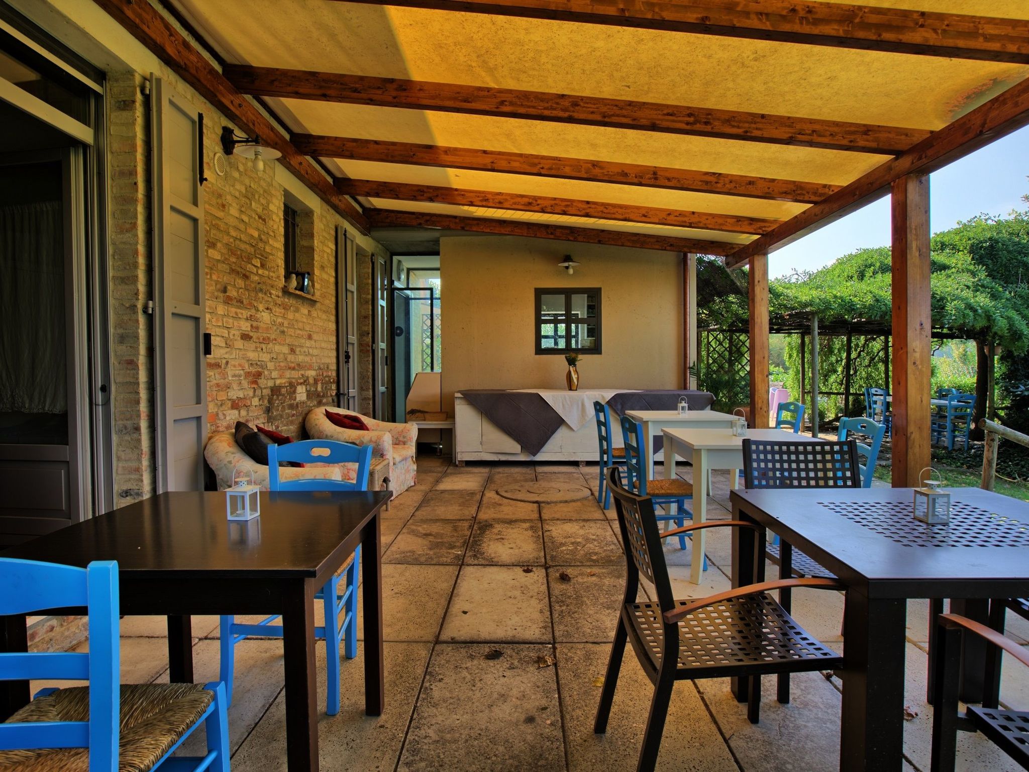 Haus der Musik 270m Veranda, Garten und Pool-Binnen