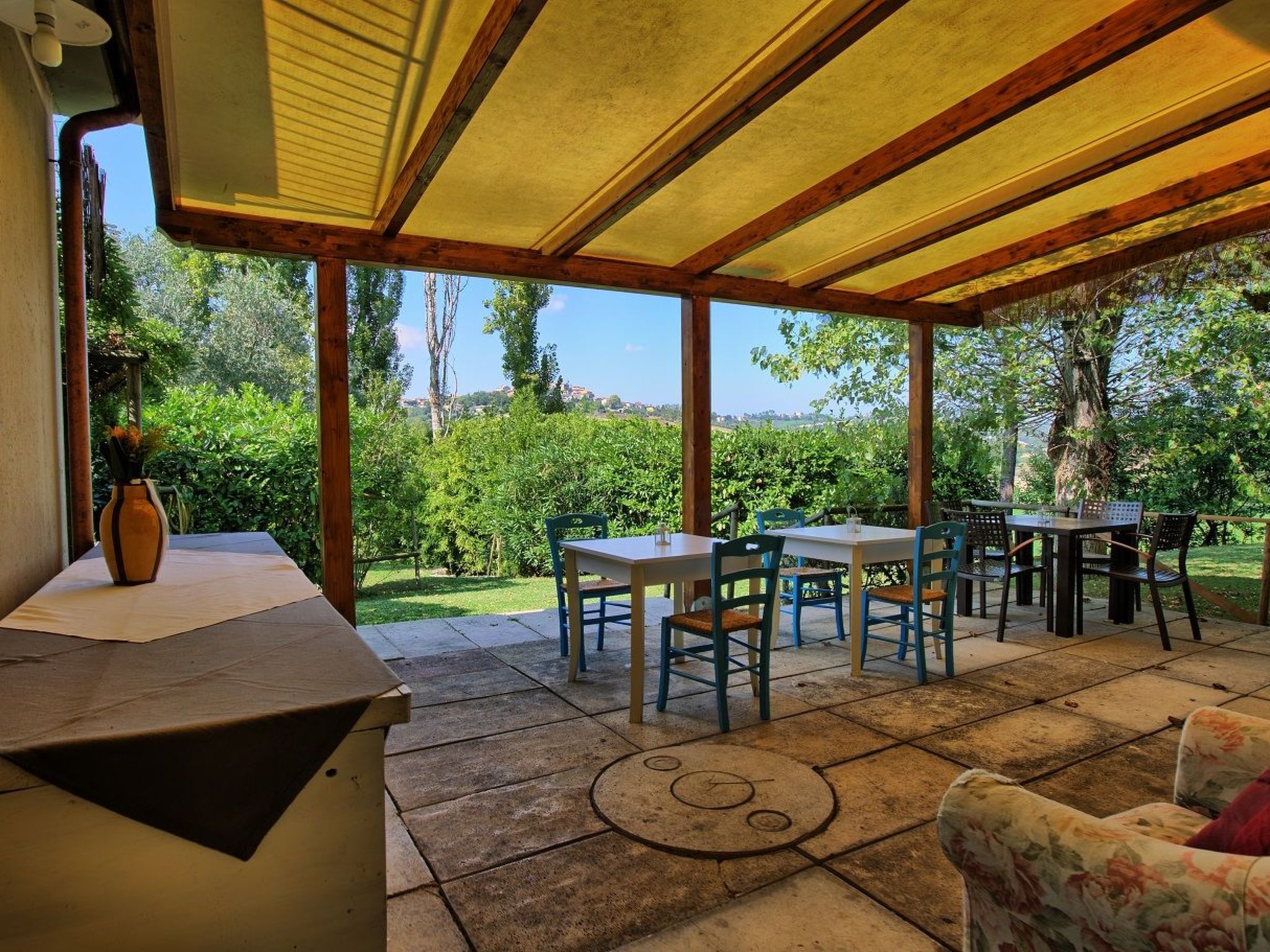 Haus der Musik 270m Veranda, Garten und Pool-Binnen