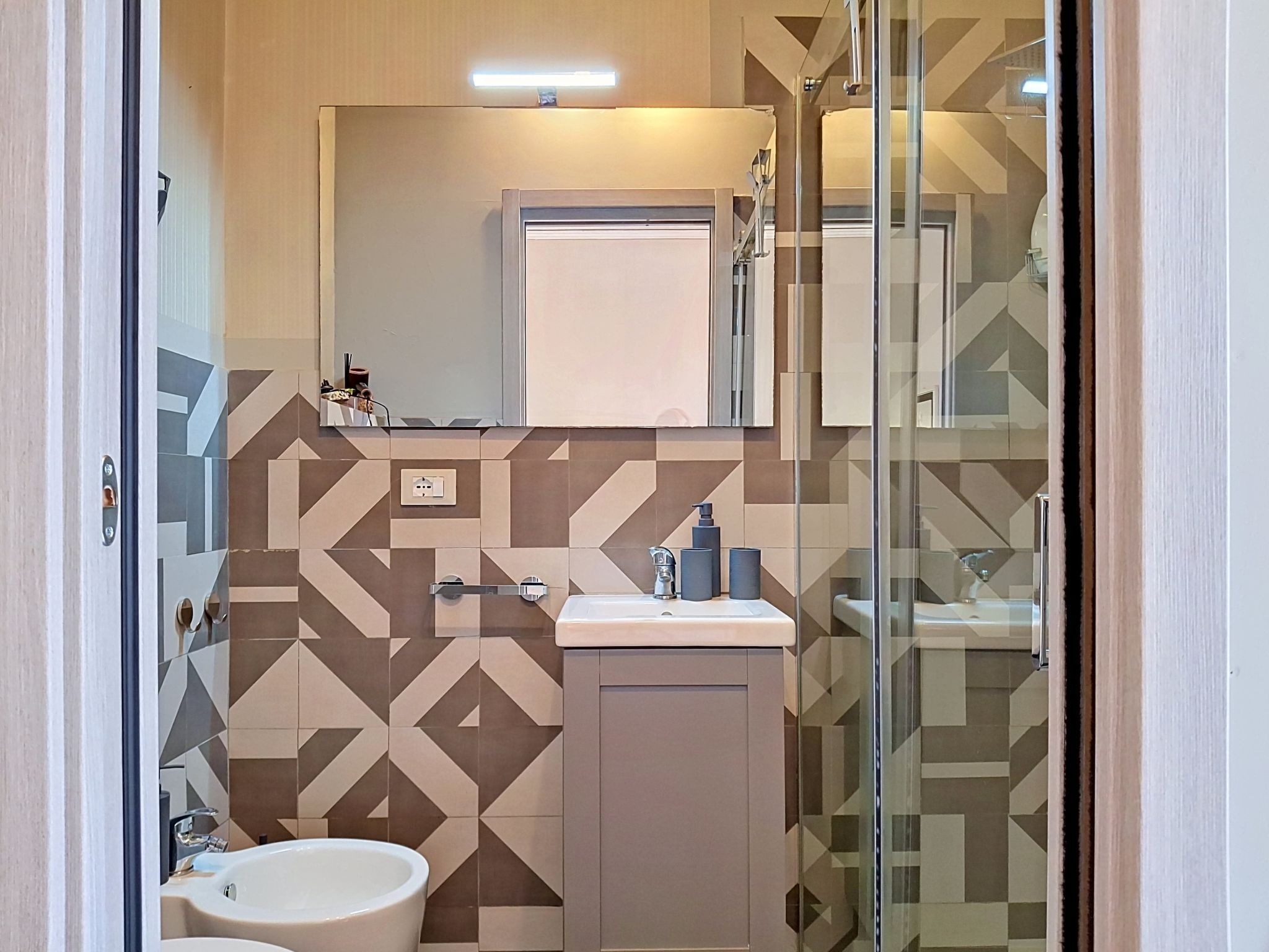 Bohemian Vista House - Binnen