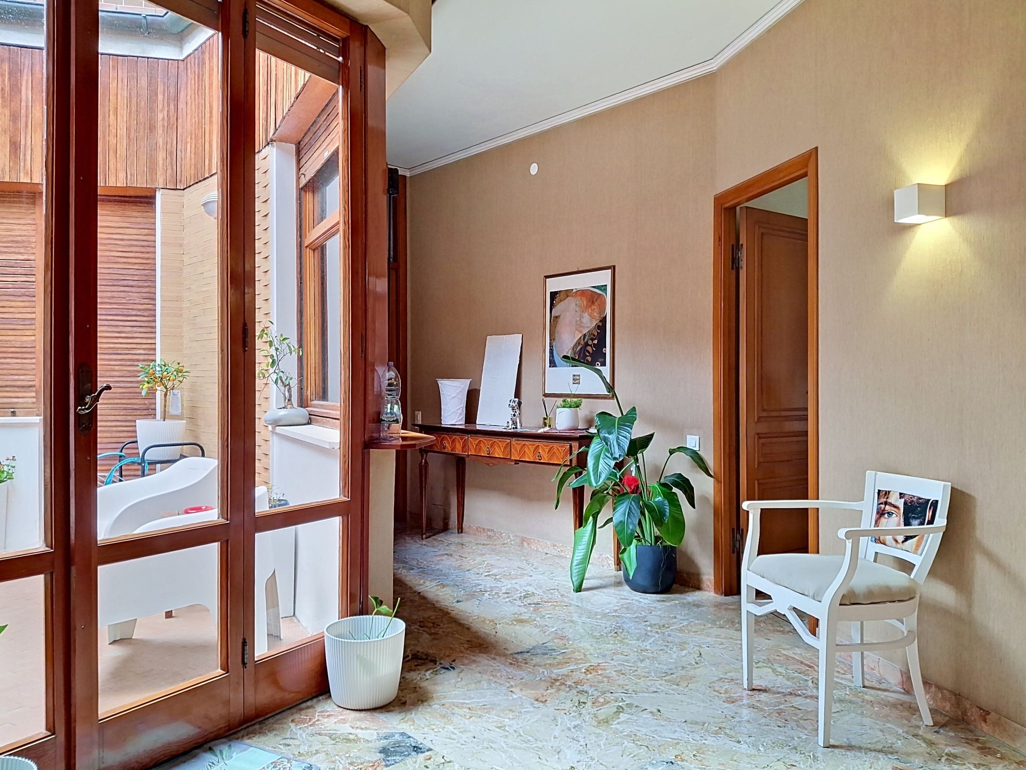 Bohemian Vista House - Binnen