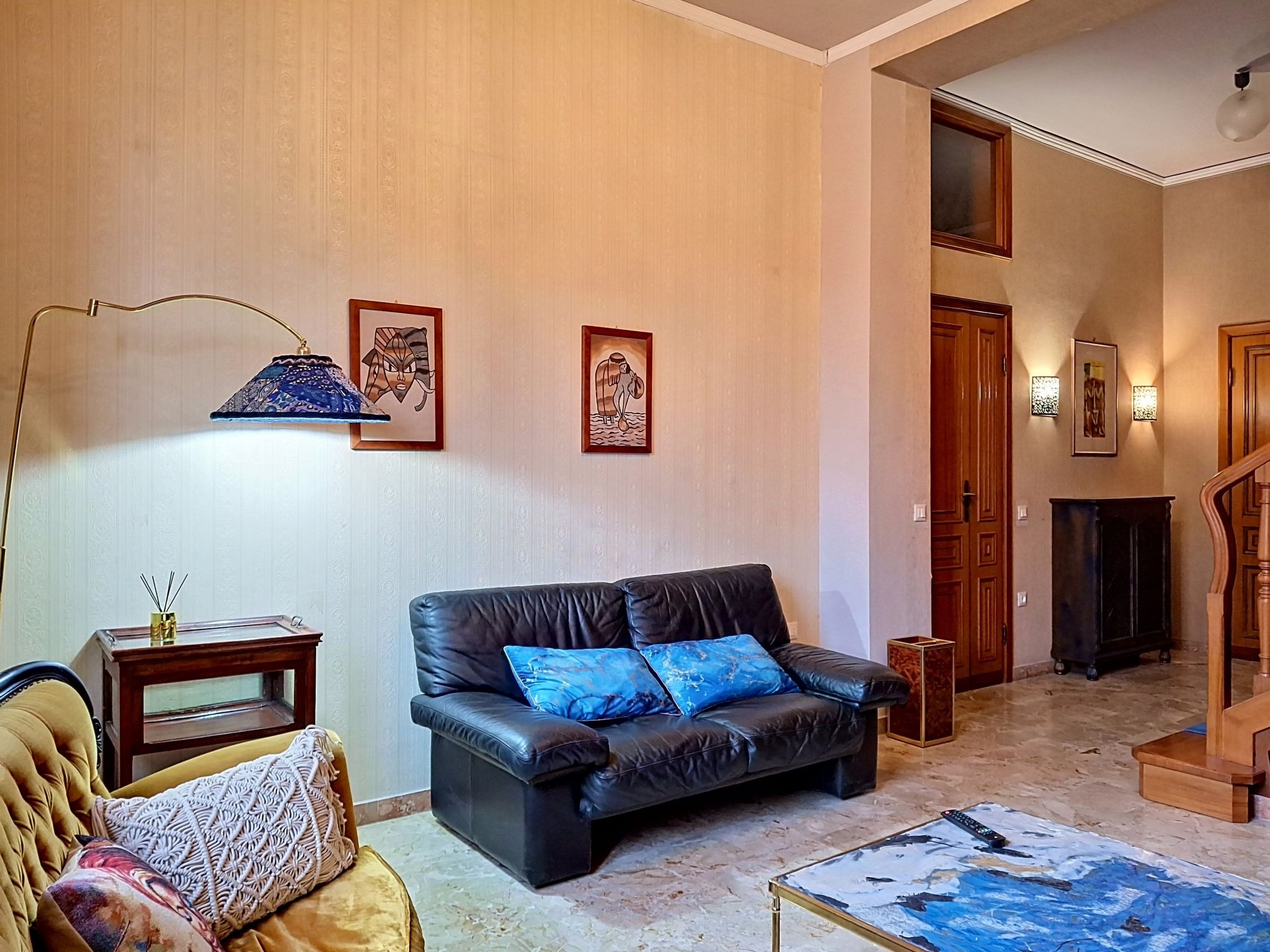 Bohemian Vista House - Binnen