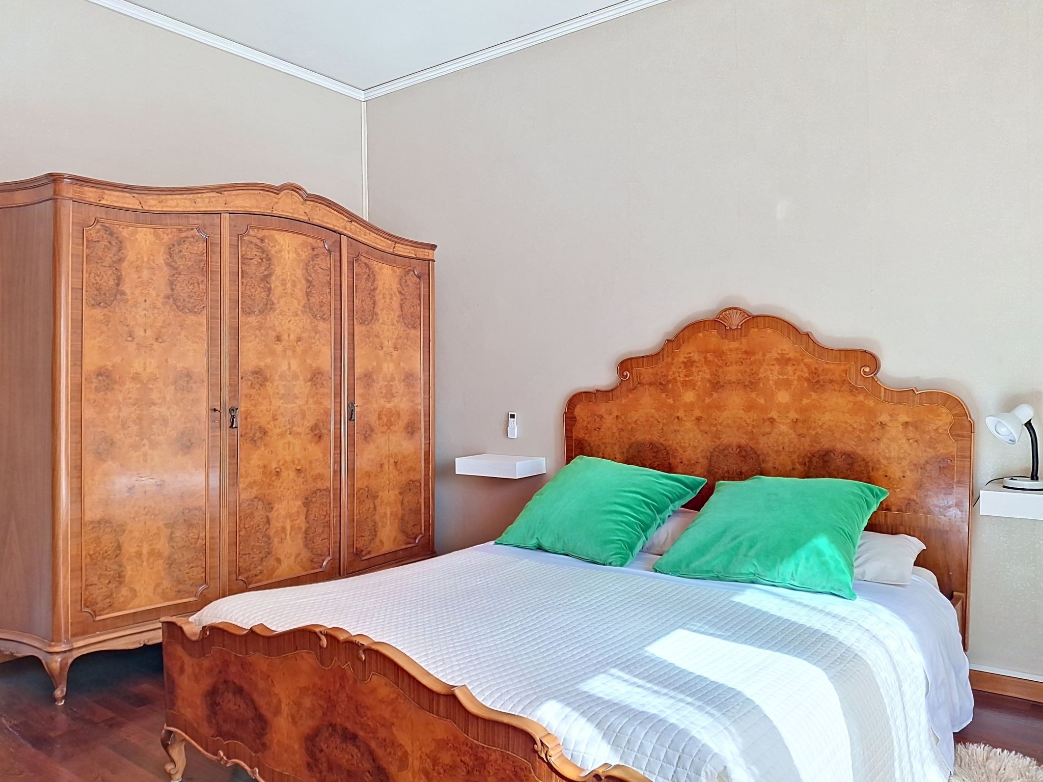 Bohemian Vista House - Binnen