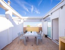 Appartement met panoramisch terras aan zee in Senigallia - thumbnail 6