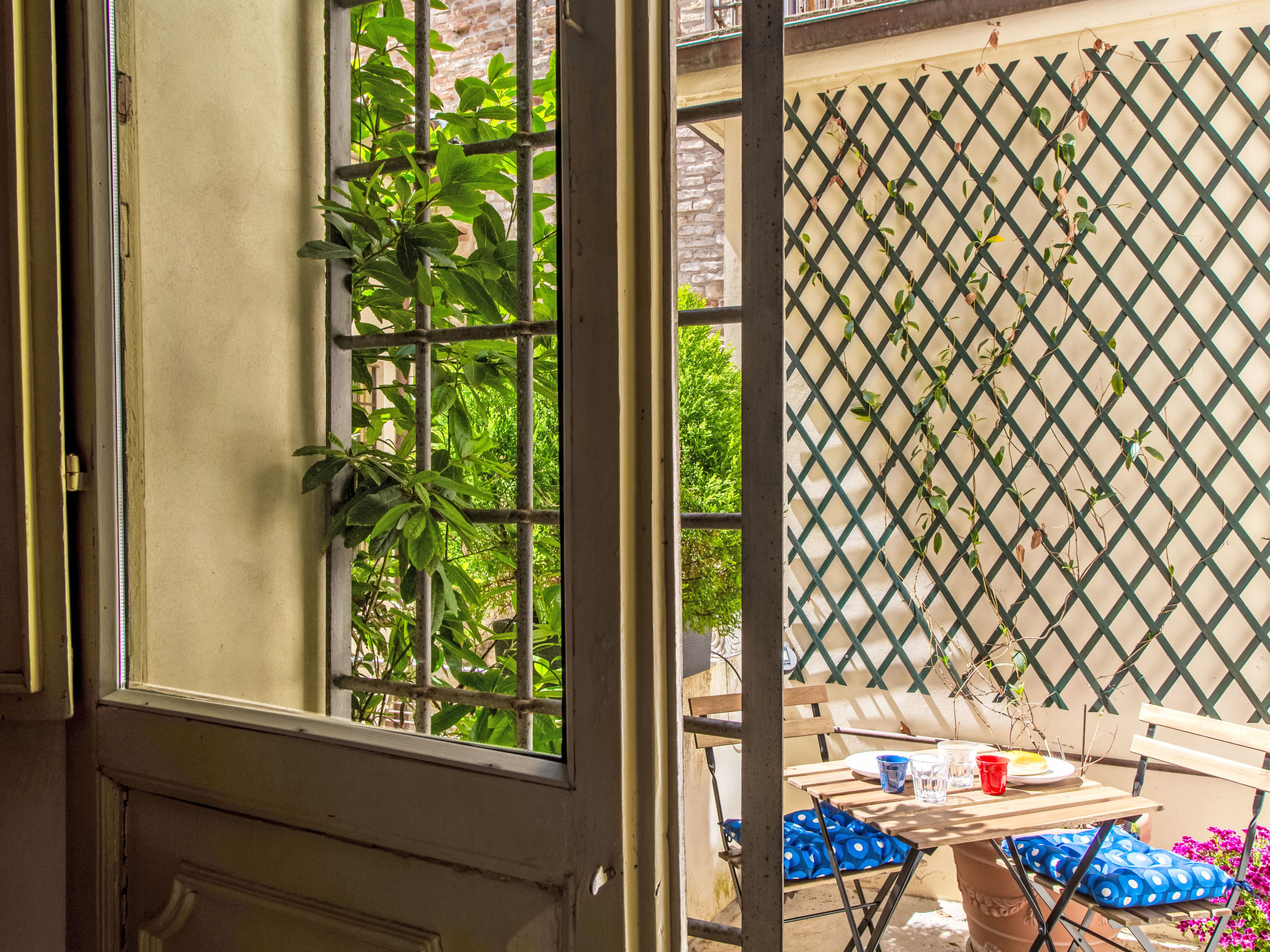 Dimora storica del 1400 con balcone - Inside