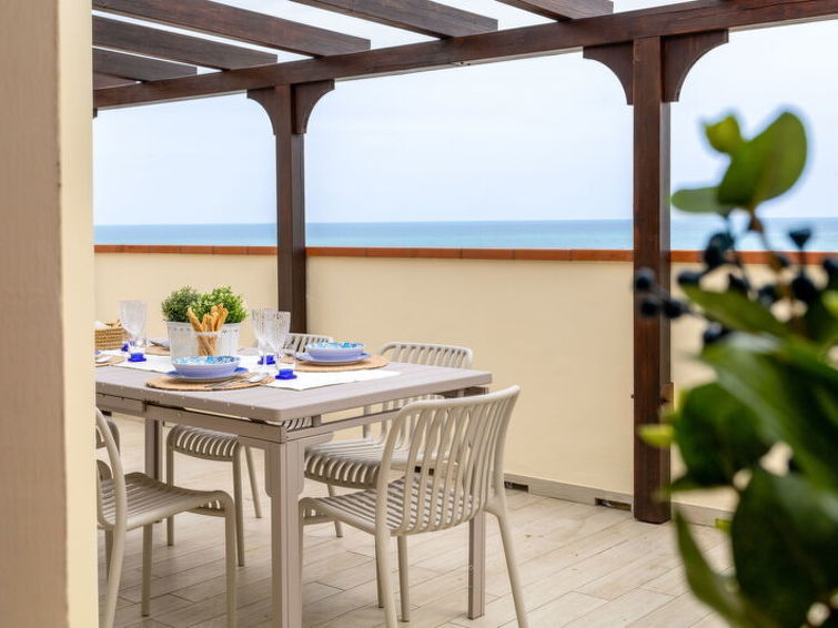 Zeezicht en rust in appartement La Terrazza Sul Conero in Porto Recanati