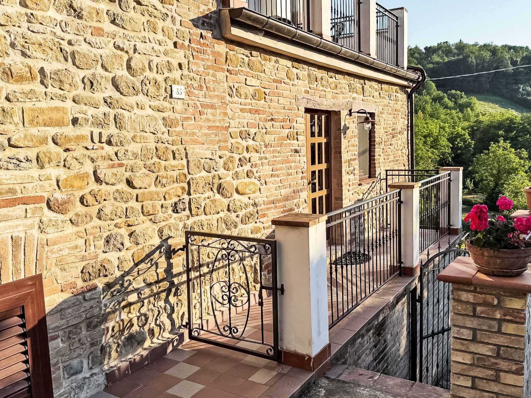 Ferienvilla mit privatem Pool und Whirlpool