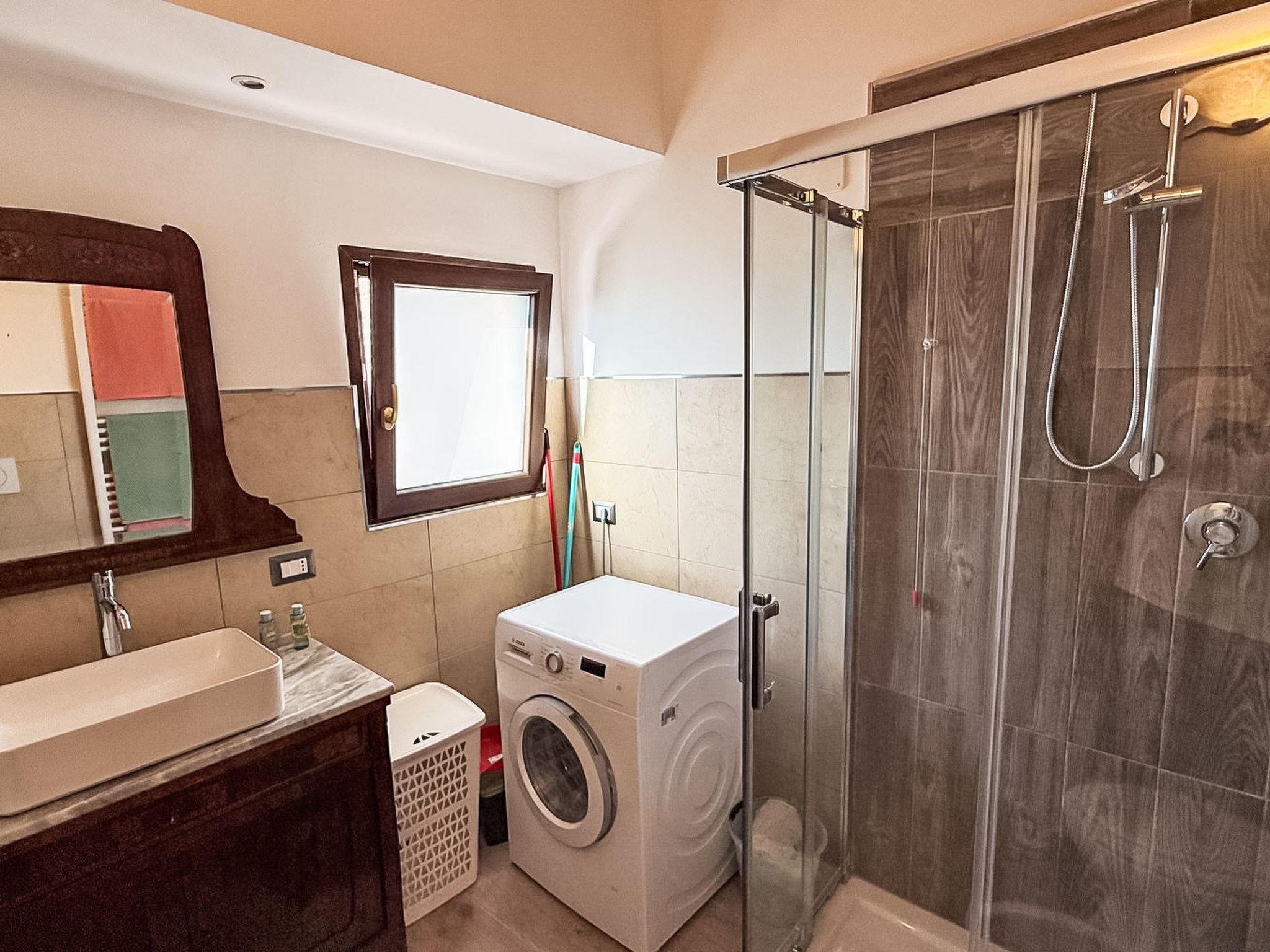 Ferienvilla mit privatem Pool und Whirlpool - Binnen