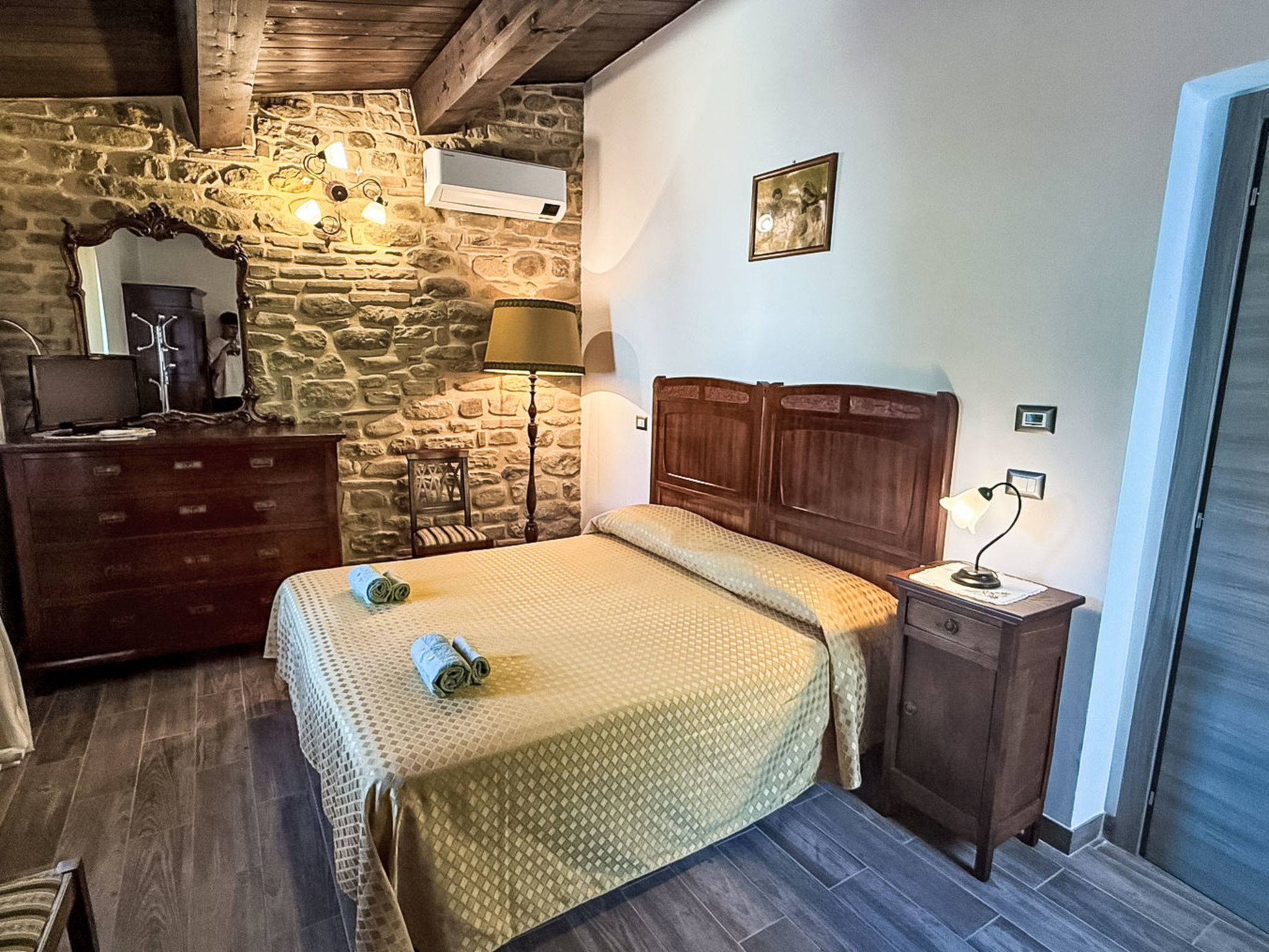 Ferienvilla mit privatem Pool und Whirlpool - Binnen