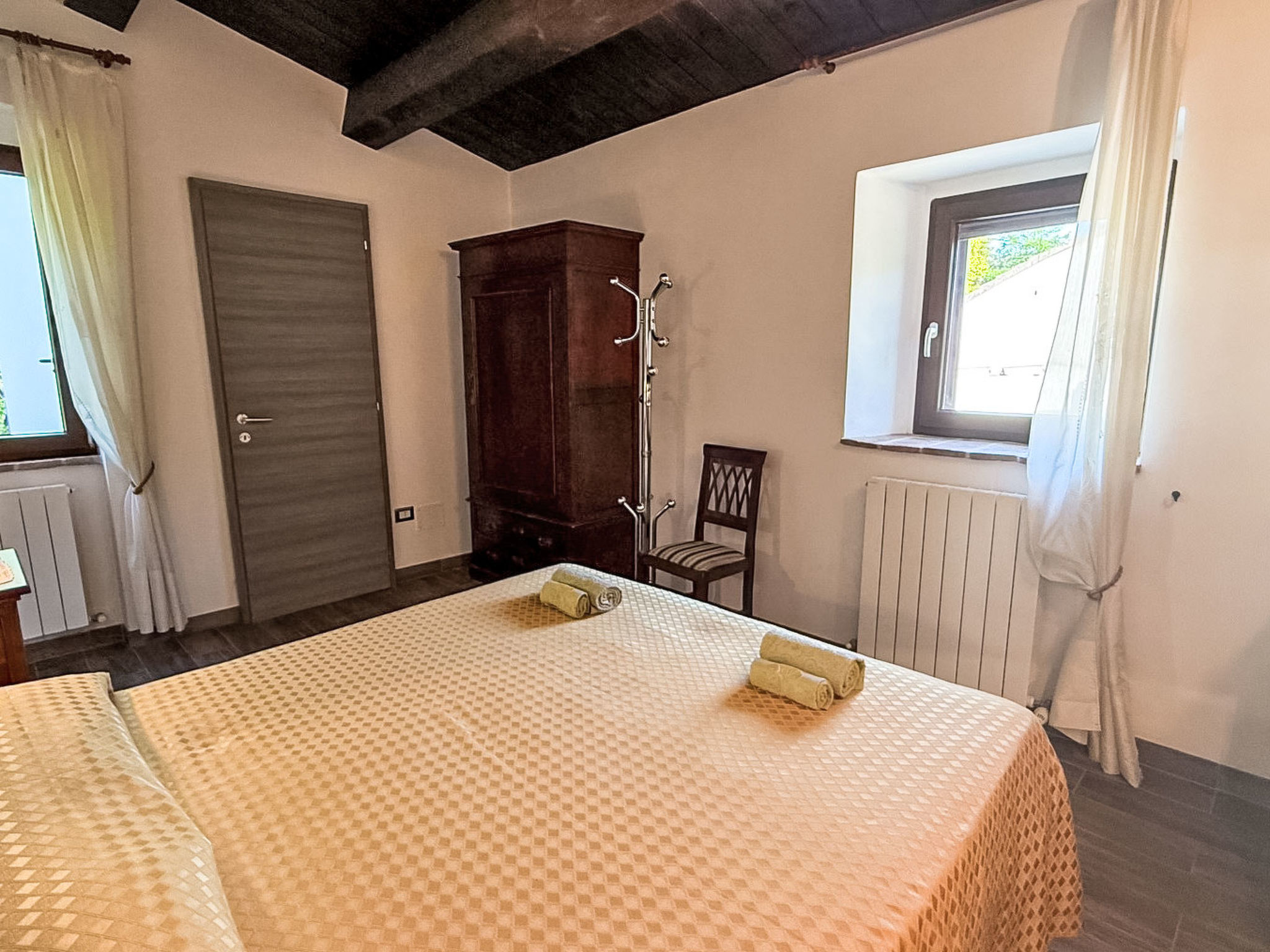 Ferienvilla mit privatem Pool und Whirlpool - Binnen