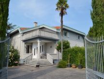 Villa mit privatem Pool in der Nähe von Petriolo