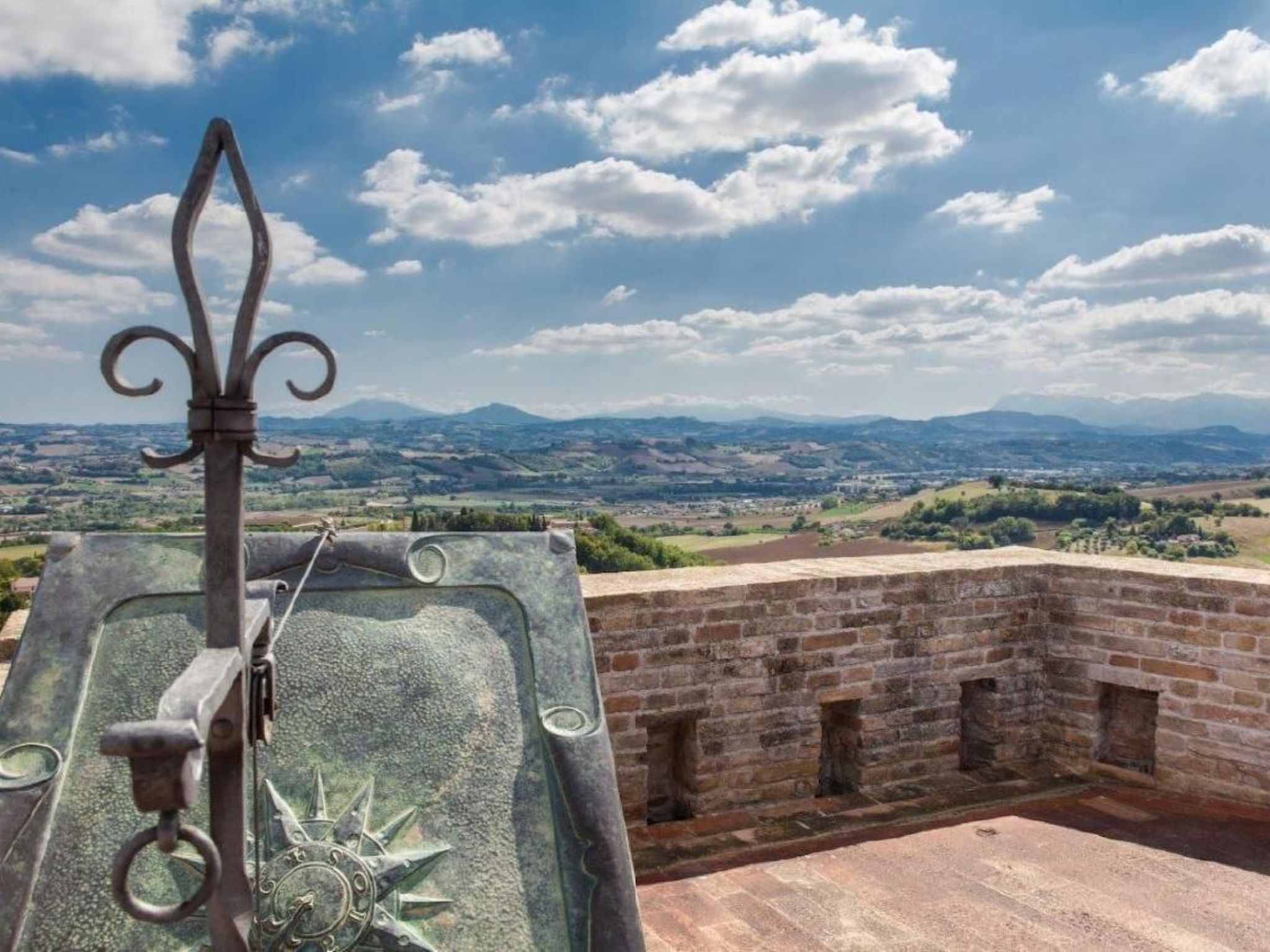 MarcheAmore - Torre da Bora, luxuriöser mittelalterlicher Turm-Image-tags.info