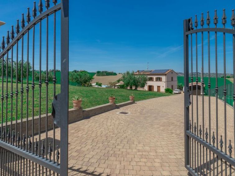 Vakantiehuis met privézwembad in Fermo - Villa Clair in Fermo