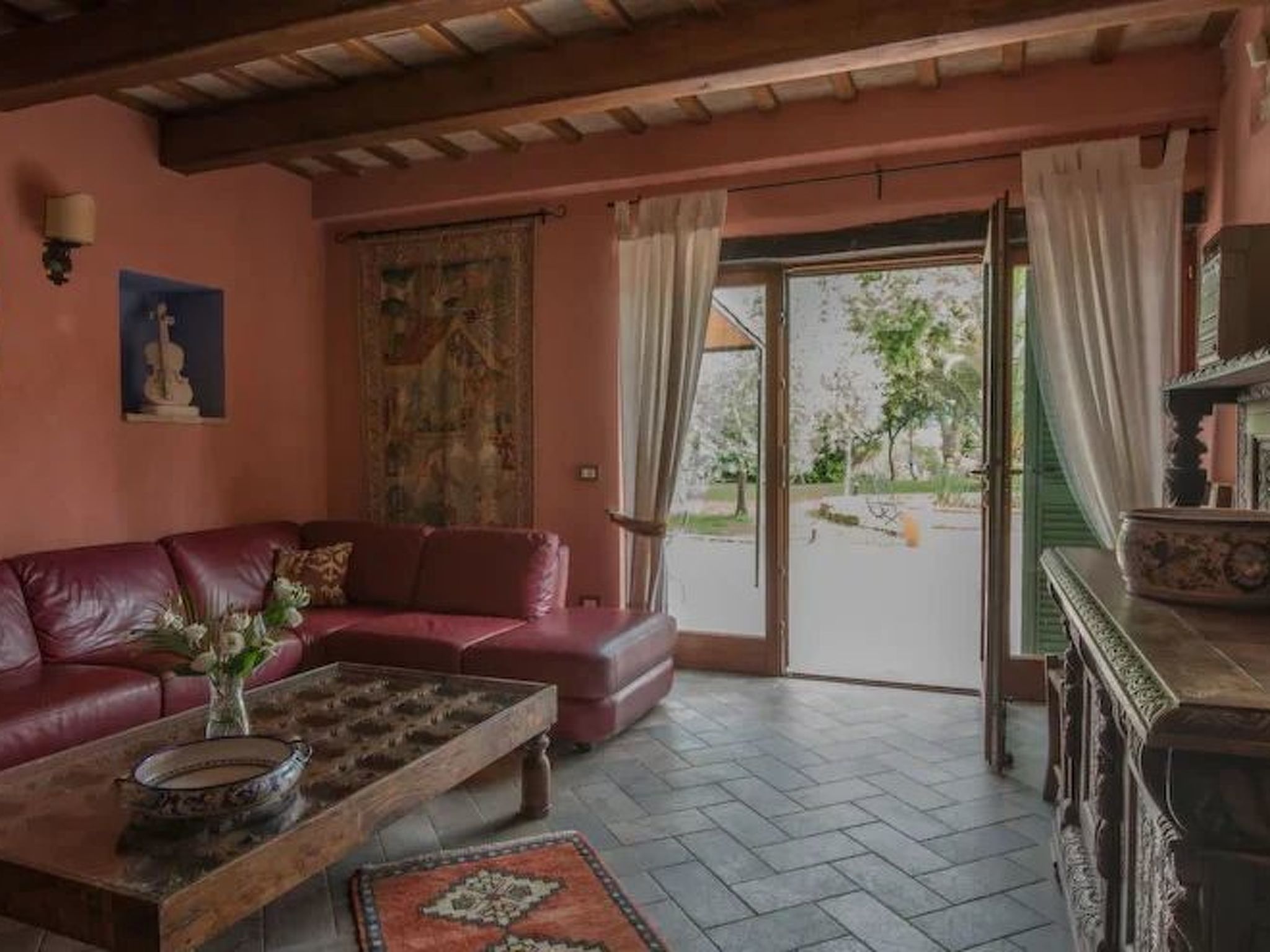 Villa mit Pool für 29 Personen ca. 800 m2-Binnen