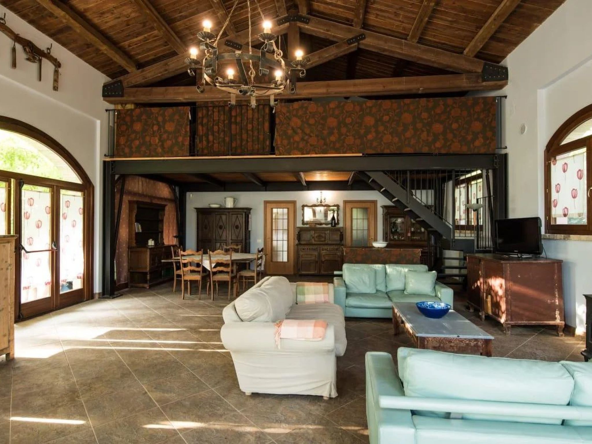 Villa mit Pool für 29 Personen ca. 800 m2-Binnen