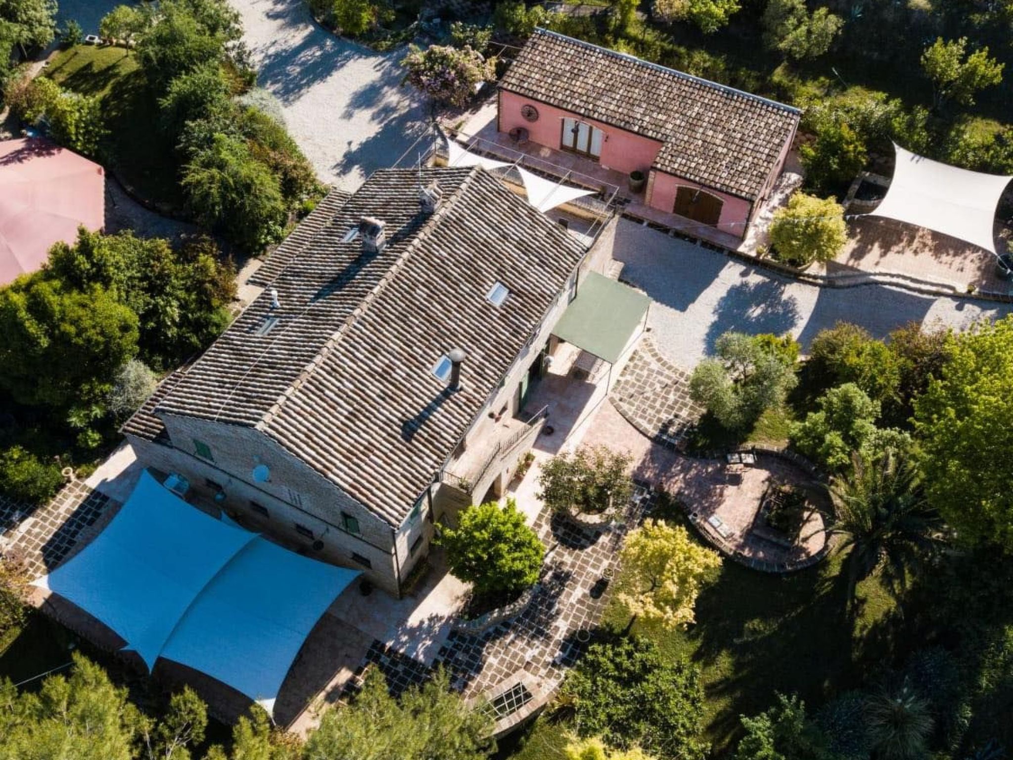 Villa mit Pool für 29 Personen ca. 800 m2-Binnen