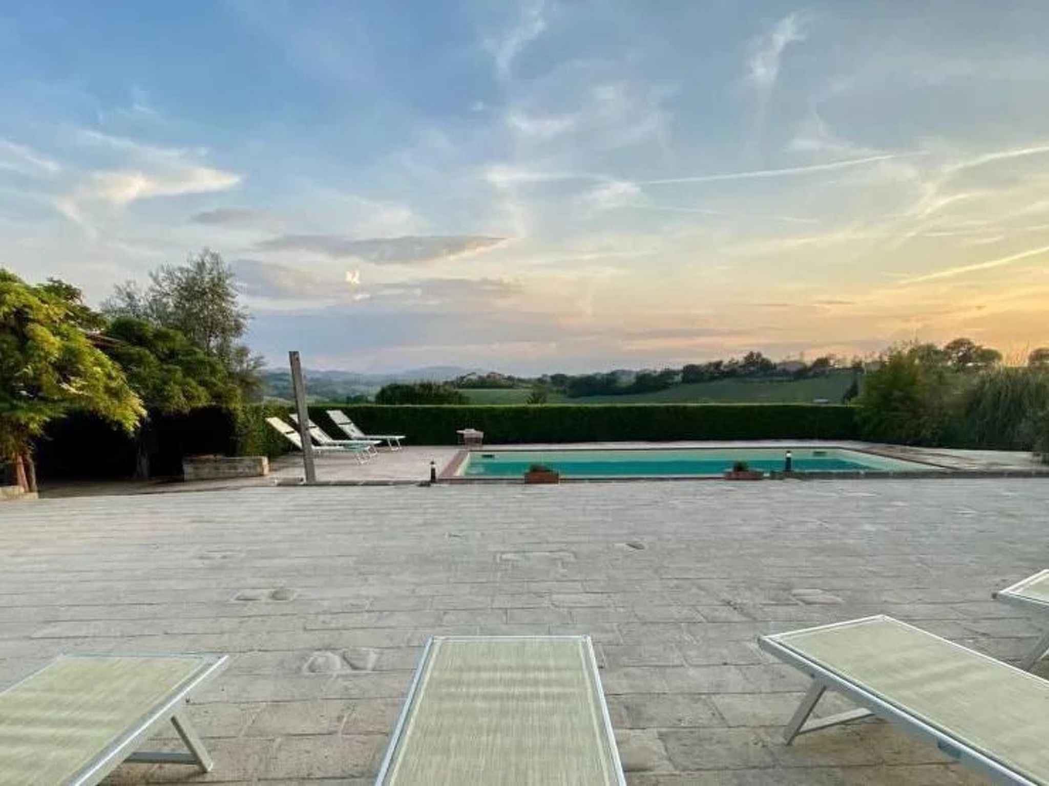 Villa mit Pool für 29 Personen ca. 800 m2-Binnen