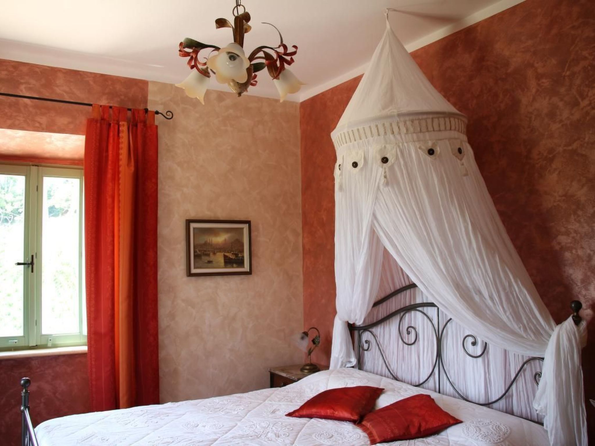 Casa Sacciofa in Monte Rinaldo-Image-tags.info