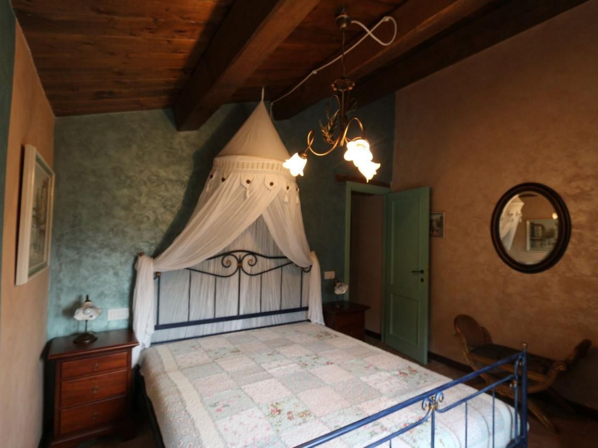 Casa Sacciofa in Monte Rinaldo-Image-tags.info