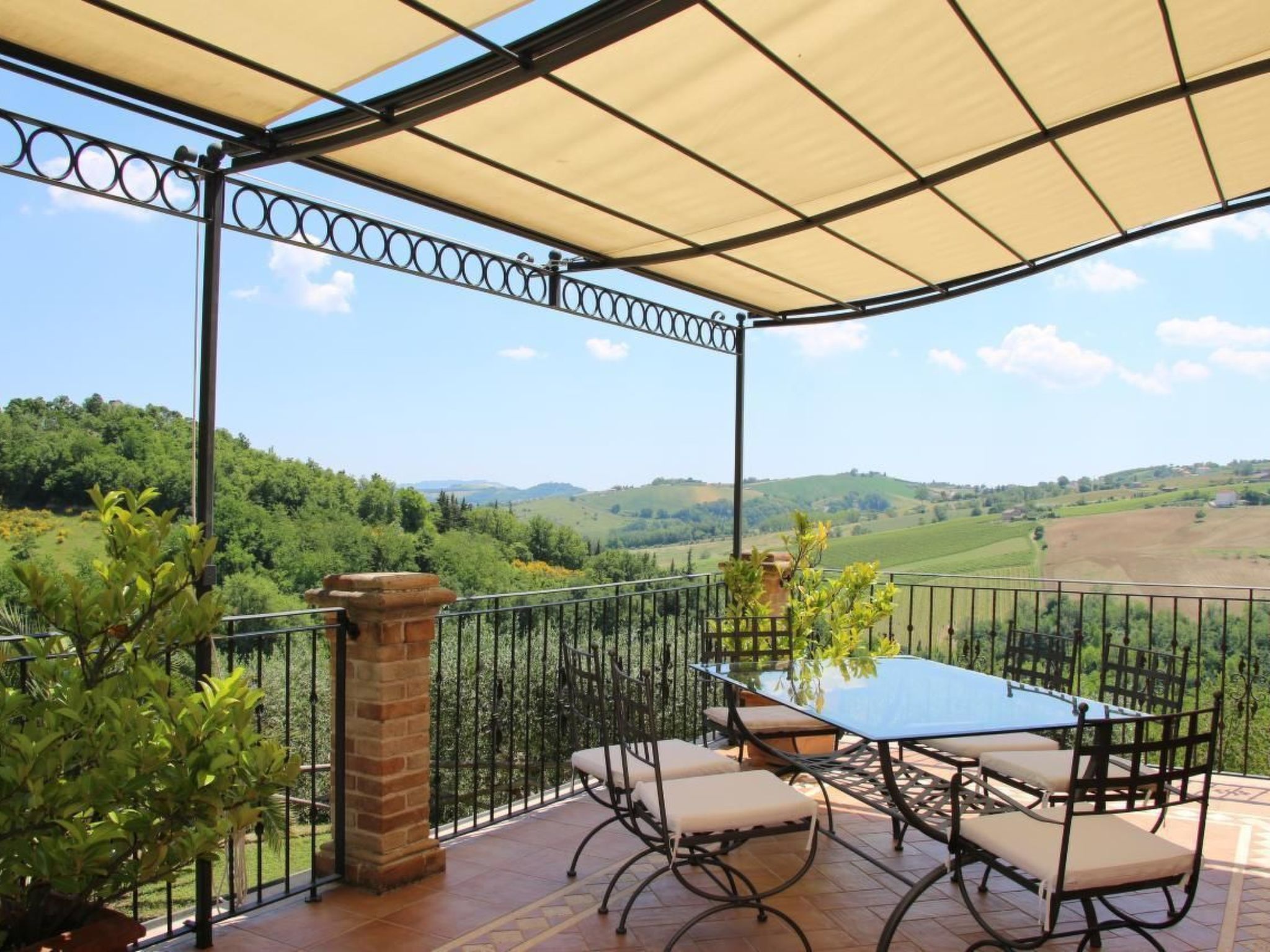 Casa Sacciofa in Monte Rinaldo-Image-tags.info