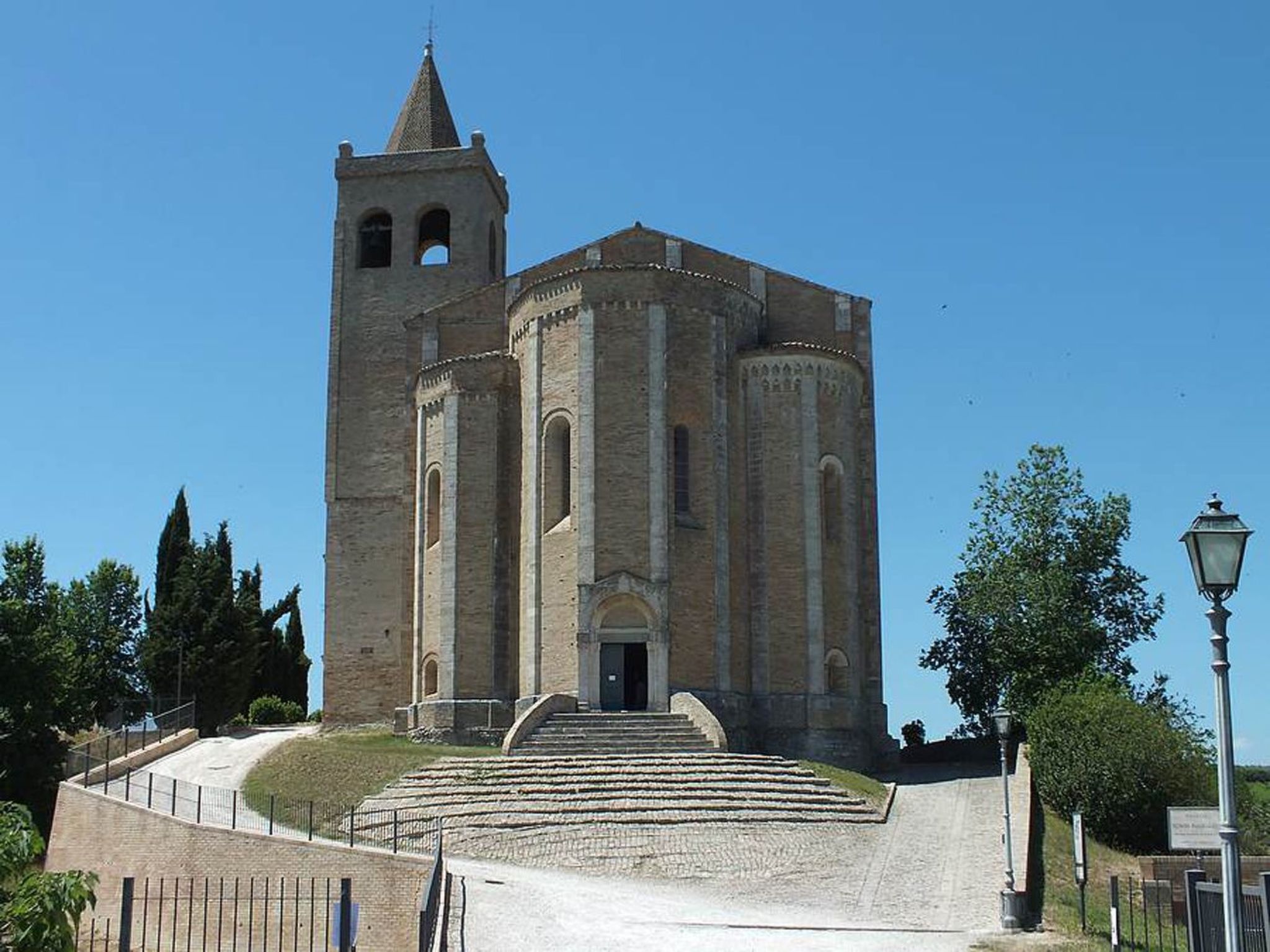 Residenz Borgo Offida mit großem Garten-Inside