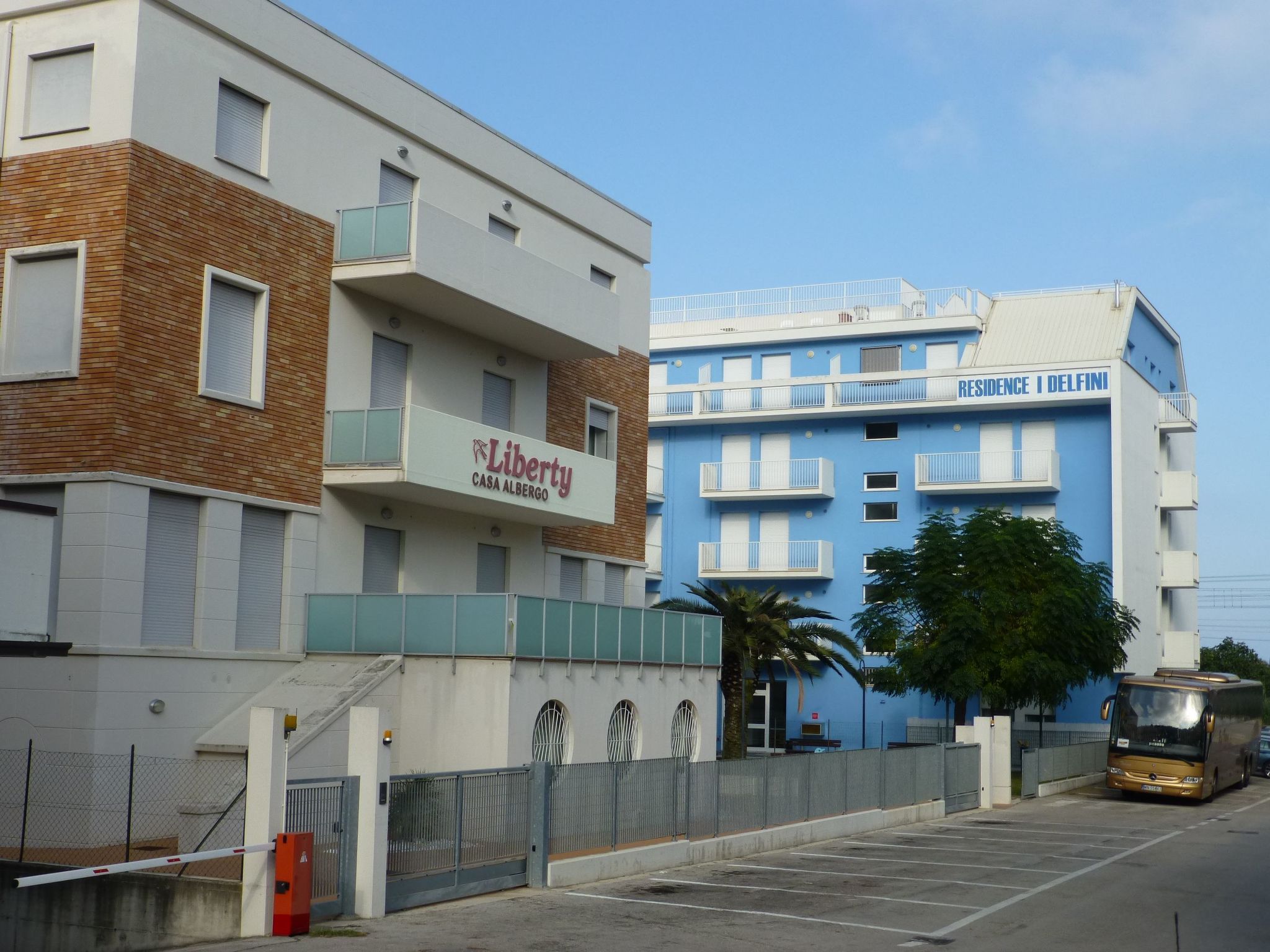 'Residence I Delfini-Image-tags.info