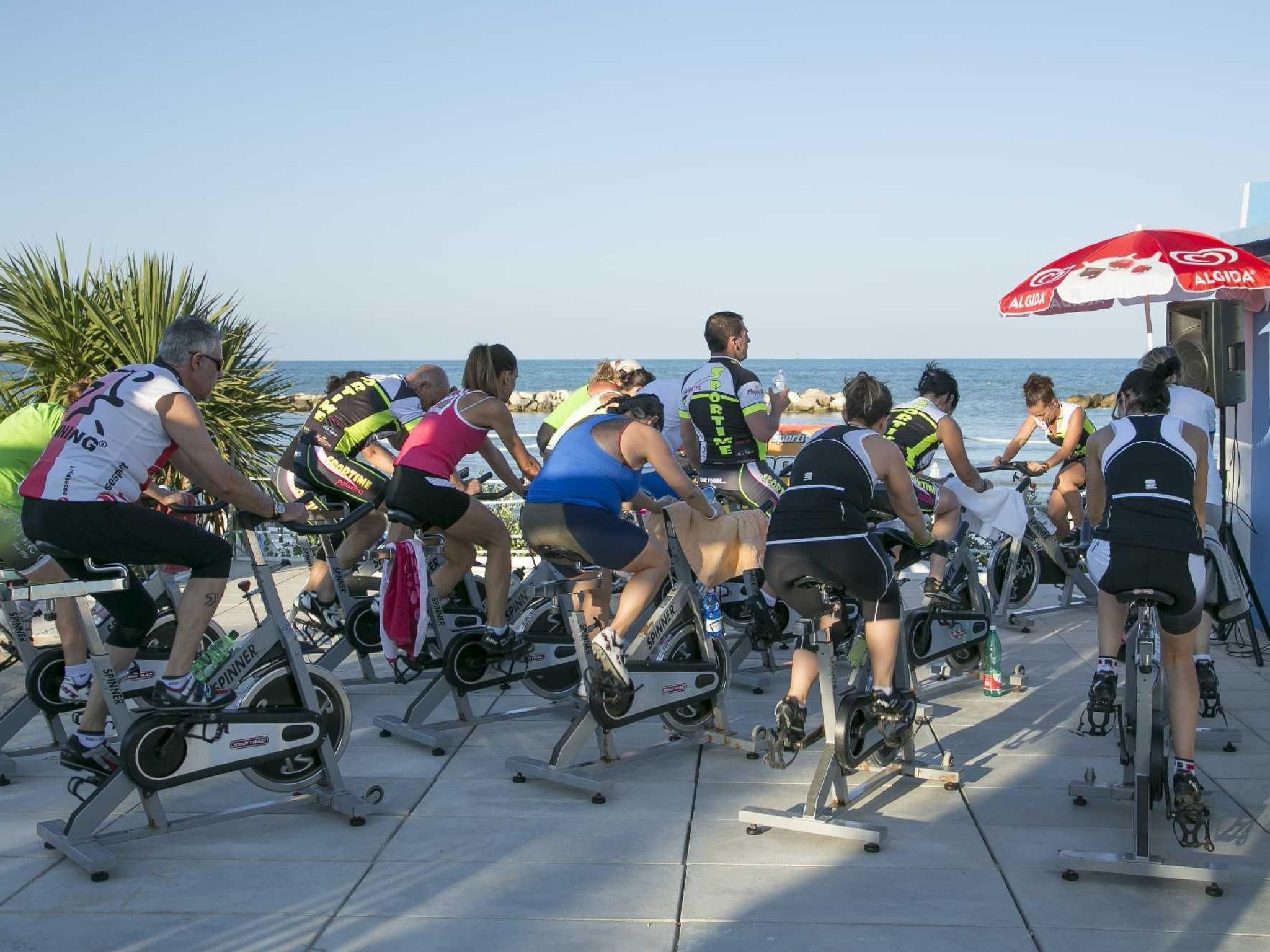 Appartement mit Garten und Meerblick-Image-tags.info