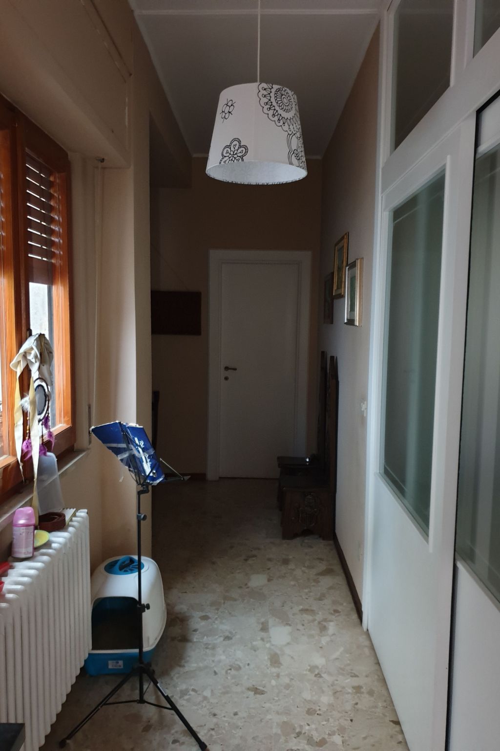 Die Hauptstraße von Grottammare, 50 Meter vom Meer entfernt-Image-tags.info