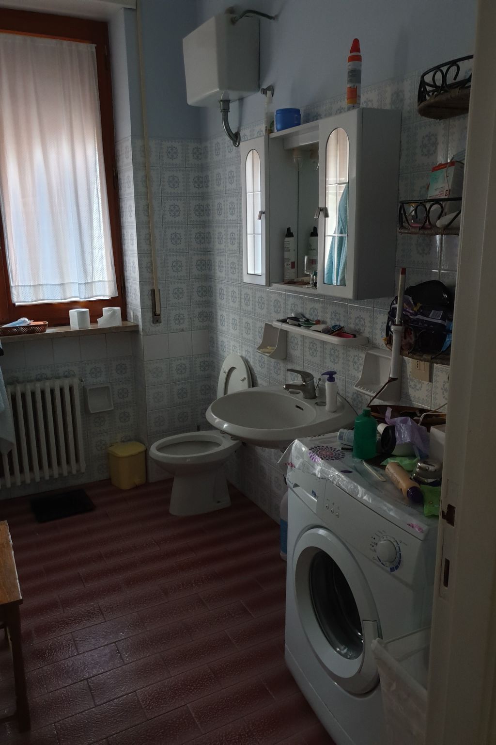 Die Hauptstraße von Grottammare, 50 Meter vom Meer entfernt-Image-tags.info