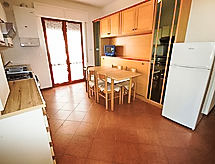 Licht appartement op 200m van strand in San Benedetto del Tronto - thumbnail 6