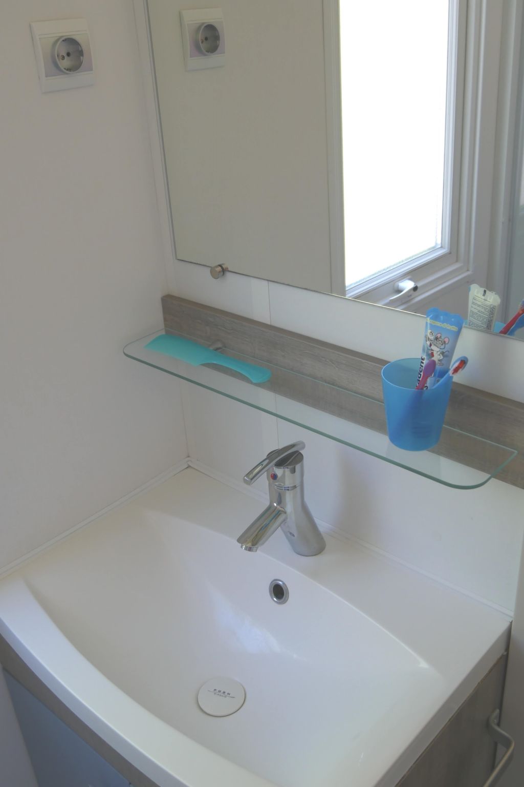 Duca Amedeo Camping Village-Binnen