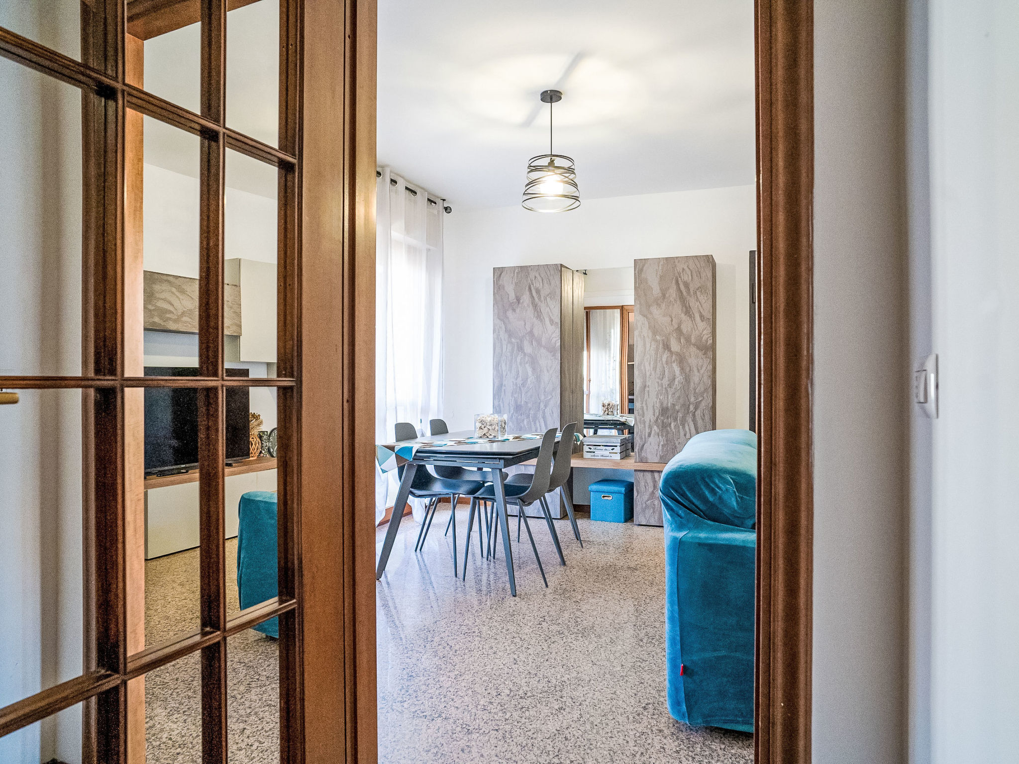 Giulianova Sea Side-Inside