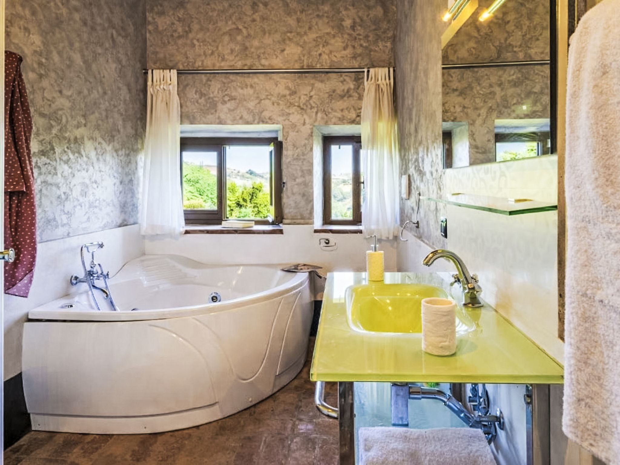 Villa Denise – Salle de bains, photo 23 sur 32