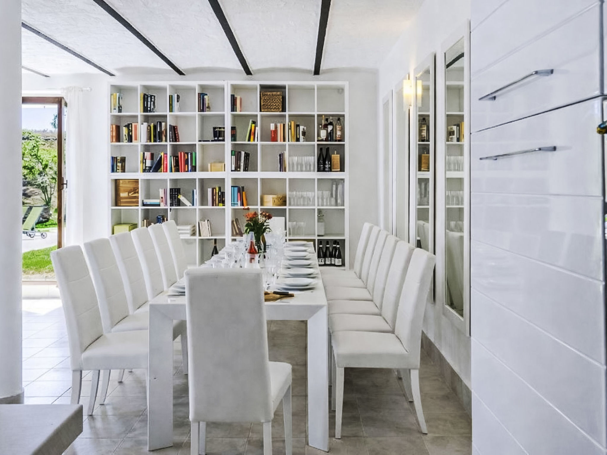 Villa Denise – Cuisine et coin repas, photo 3 sur 32