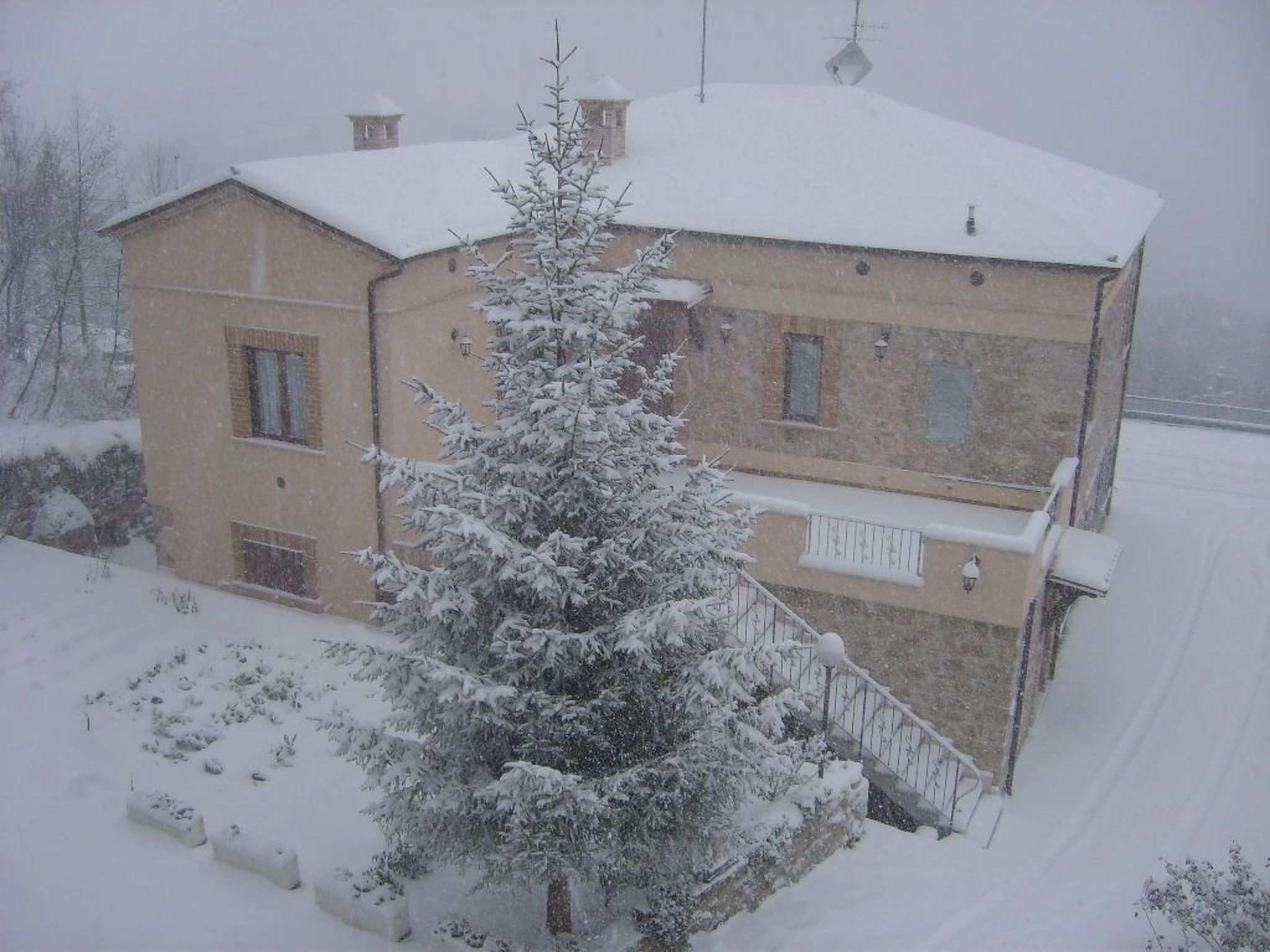 Wohnung in San Rocco mit Privatparkplatz-Dedans