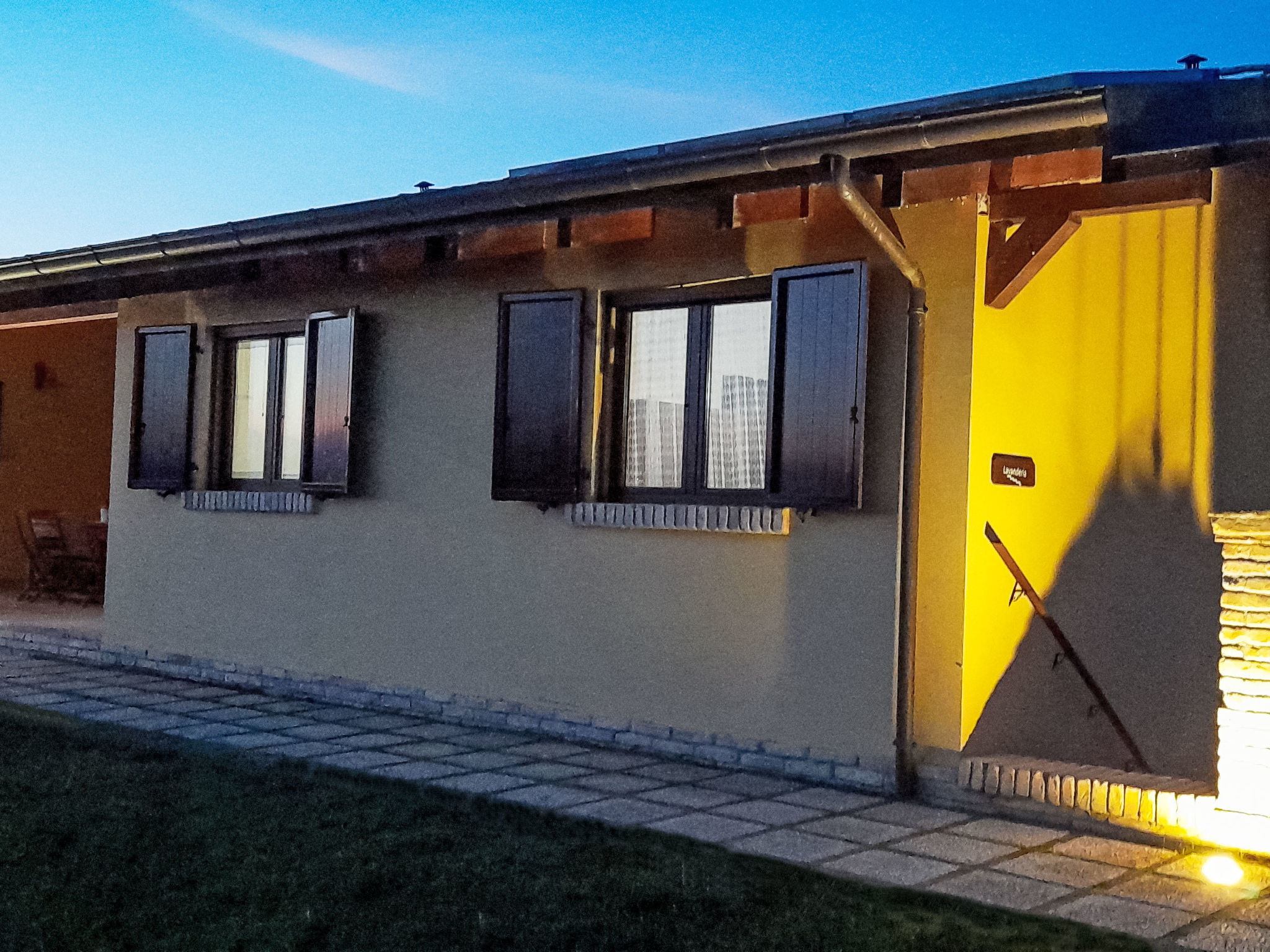 In Notaresco mit Grill und Garten - Buiten