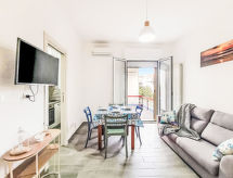 Licht modern appartement vlakbij het strand van Silvi Marina - thumbnail 2