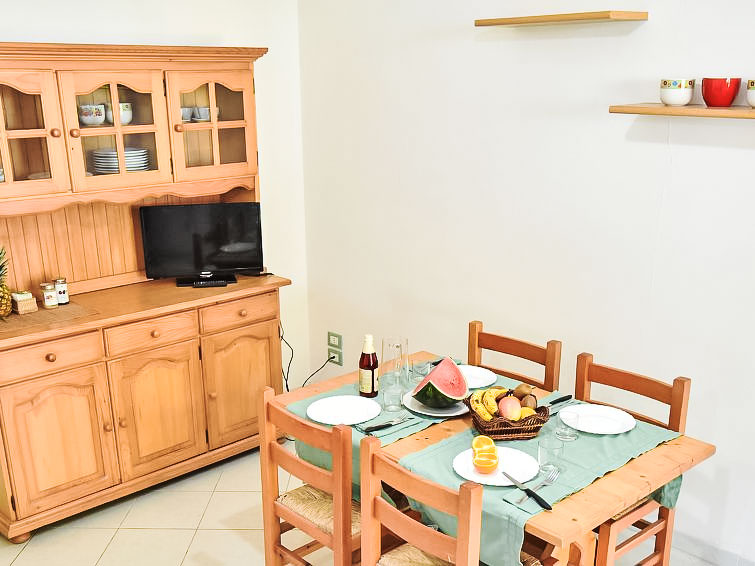 APARTMENT CERRANO