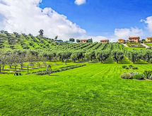 Vrijstaand vakantiehuis in Picciano met grote omheinde tuin, vlakbij Pescara - thumbnail 6