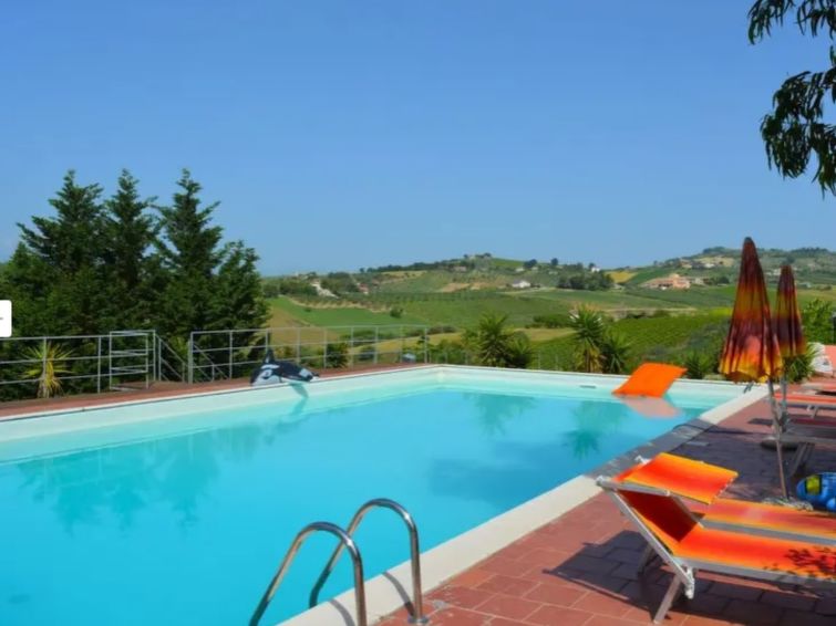 Search and Stay destination Provincia di Pescara, Abruzzo - Italy from AU$ 125. Contrada Brecciano