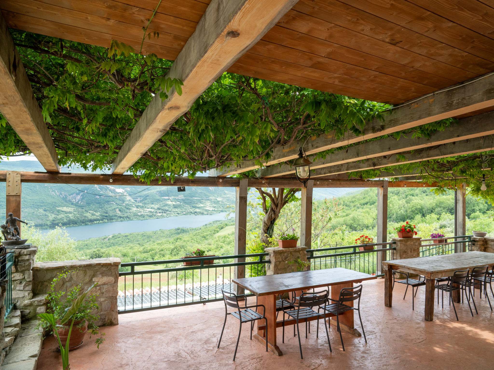 Bomba vista lago 8-Buiten