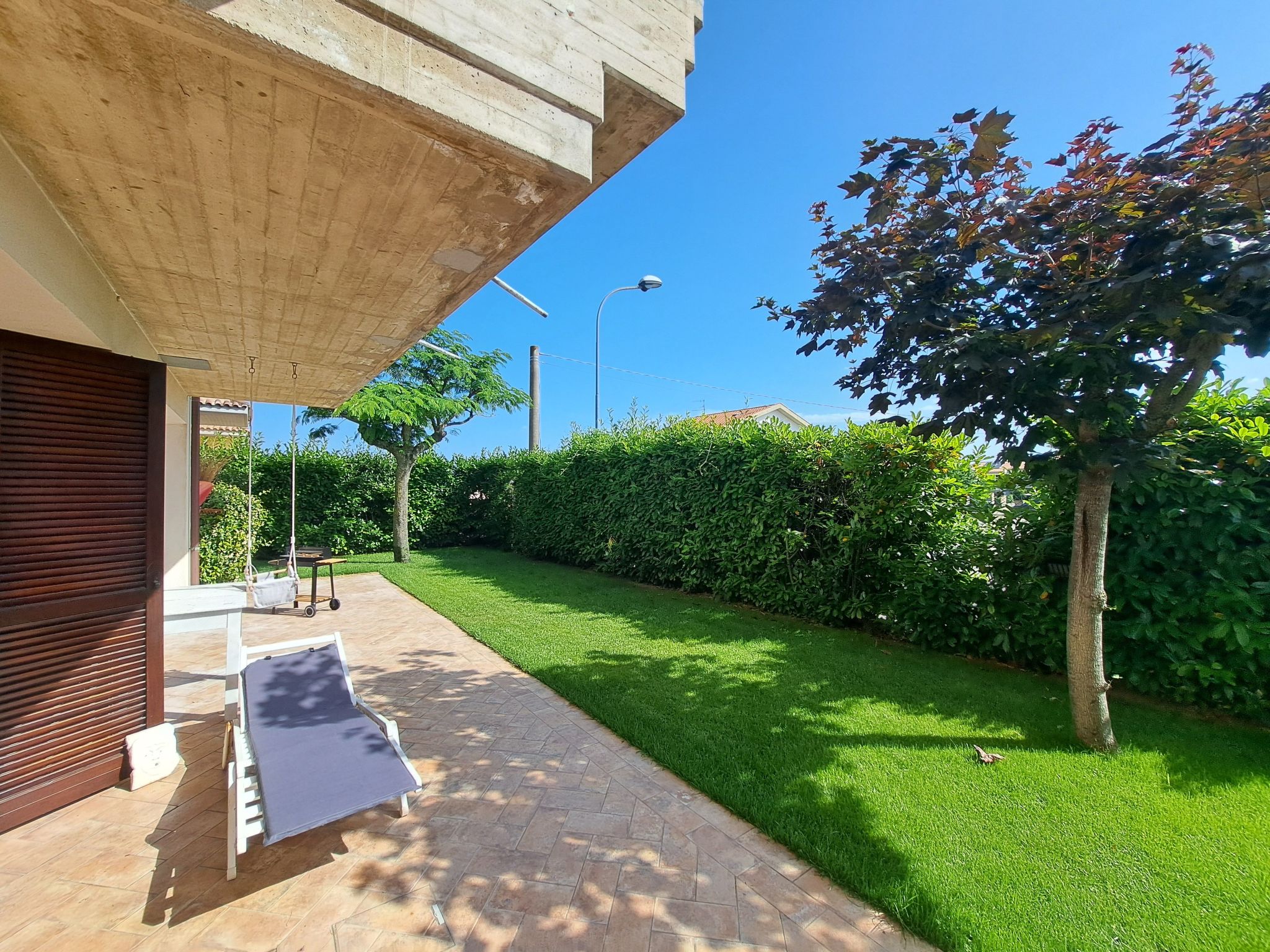 "Daphne Experience".-Binnen