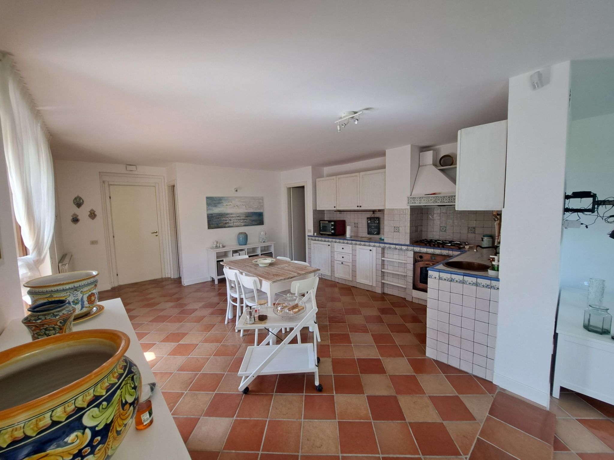 "Daphne Experience".-Binnen