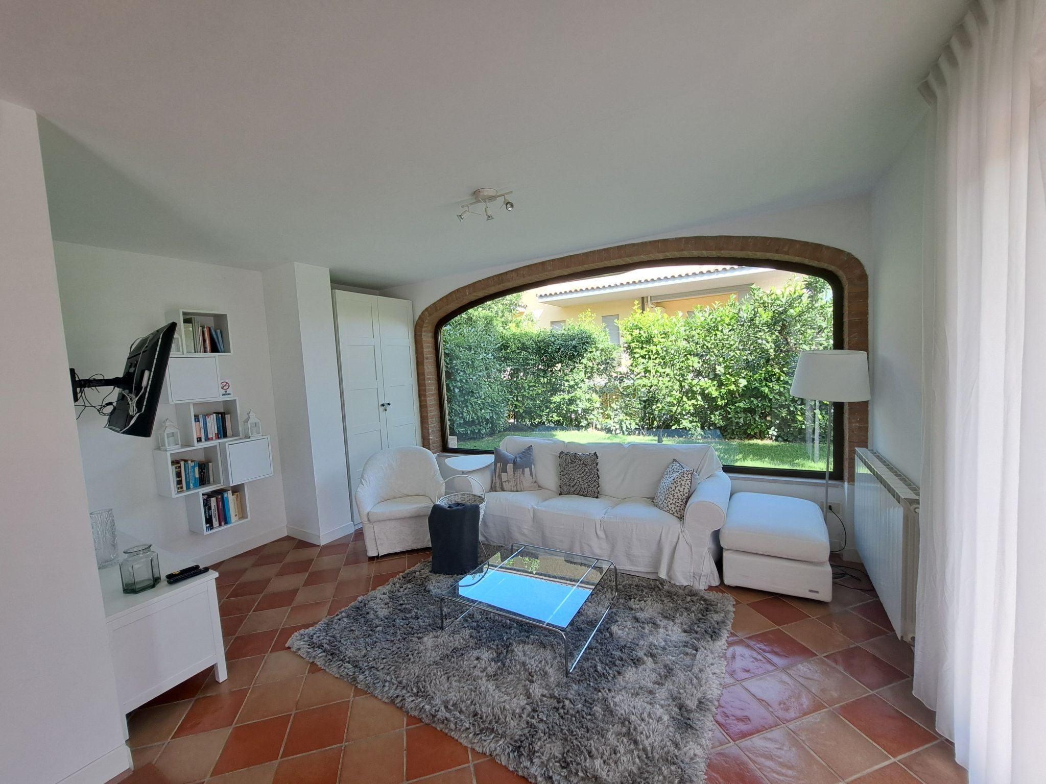 "Daphne Experience".-Binnen