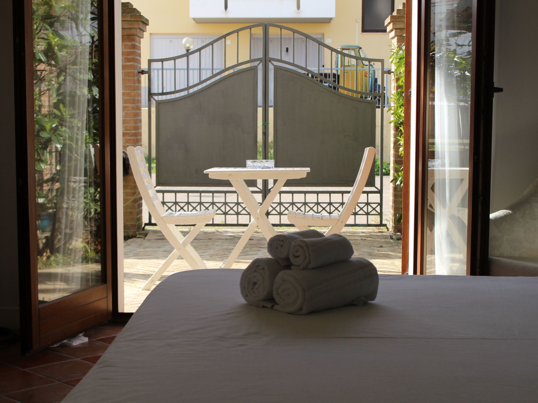 "Daphne Experience".-Binnen