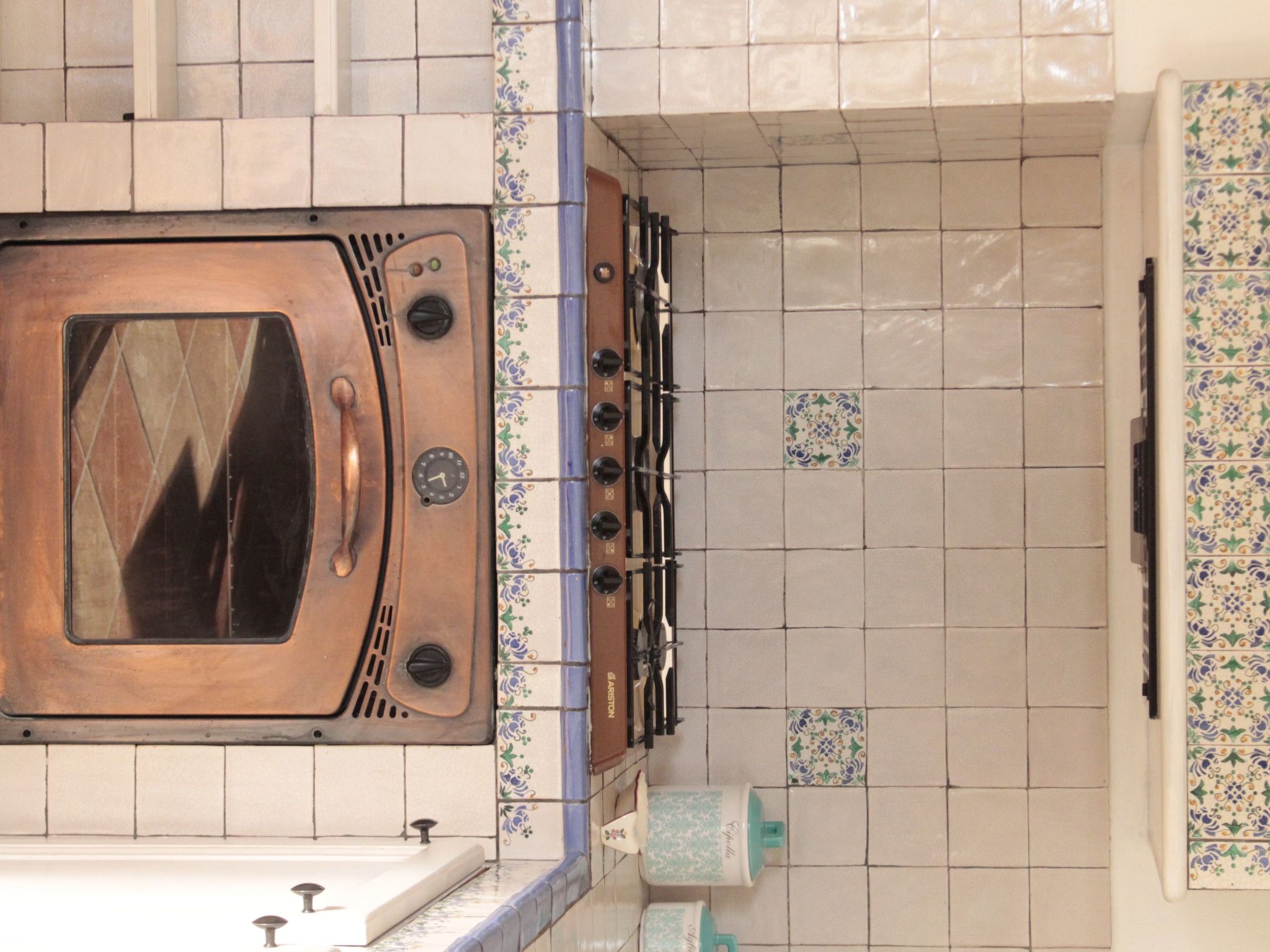 "Daphne Experience".-Binnen