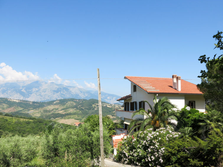 Search and Stay destination Altino, Abruzzo - Italy from AU$ 131. Scutti