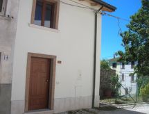 in Roccacinquemiglia mit Grill