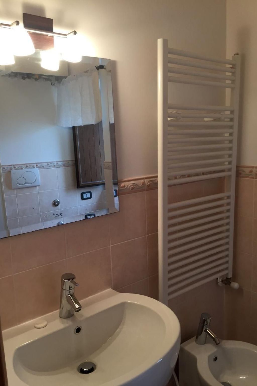 In Roccacinquemiglia mit Grill-Image-tags.info