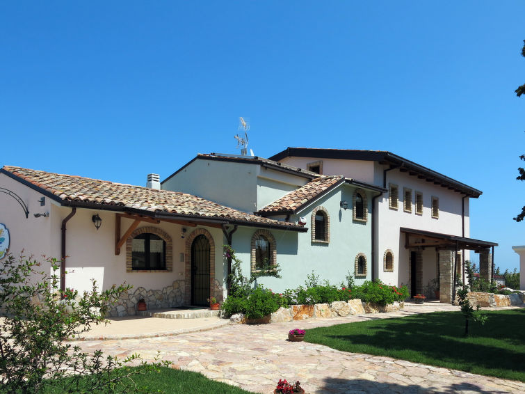 Search and Stay destination Province of Campobasso, Molise - Italy from AU$ 222. Girasole