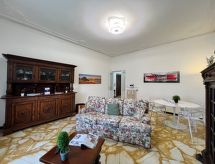'La Superba' mit Balkon